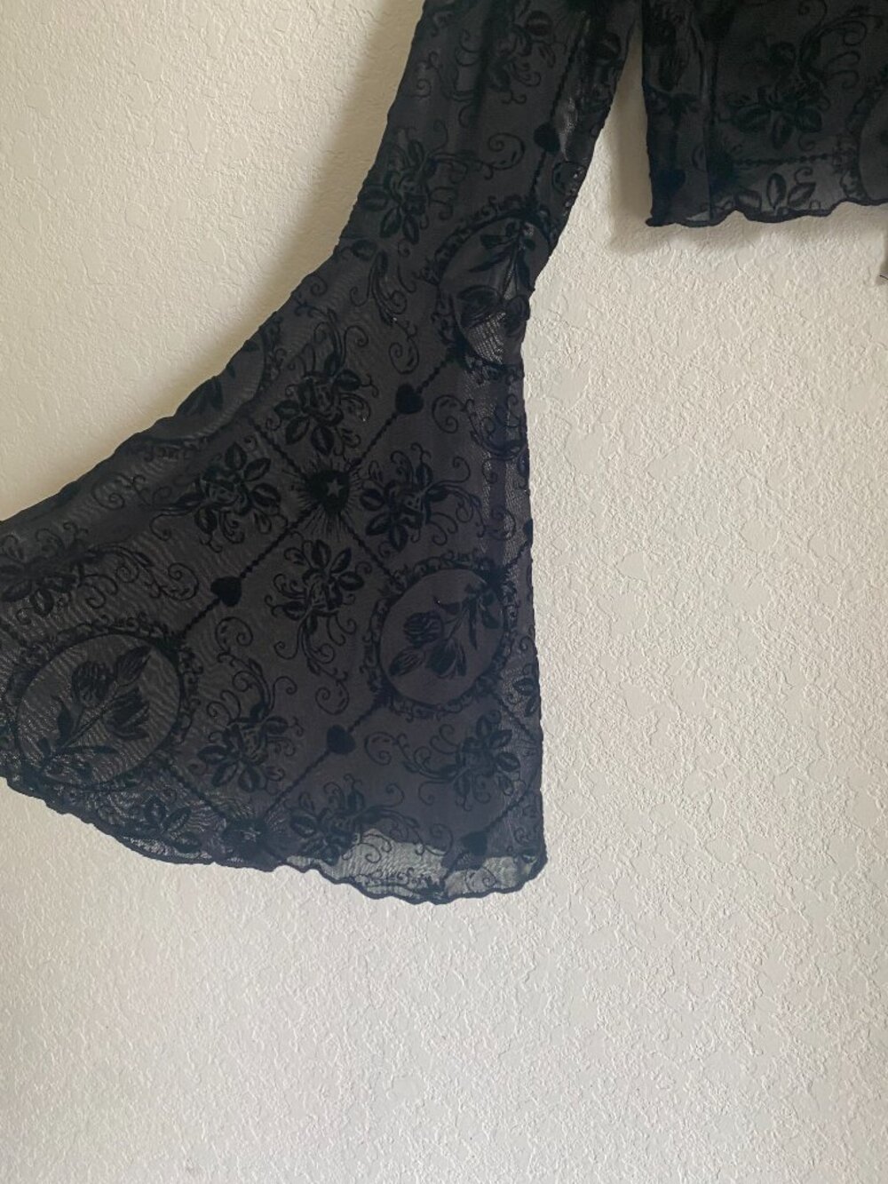Vintage Black Sheer Lace Tie-Front Crop Top Dramatic Bell Sleeve Whimsigoth - Picture 7 of 8